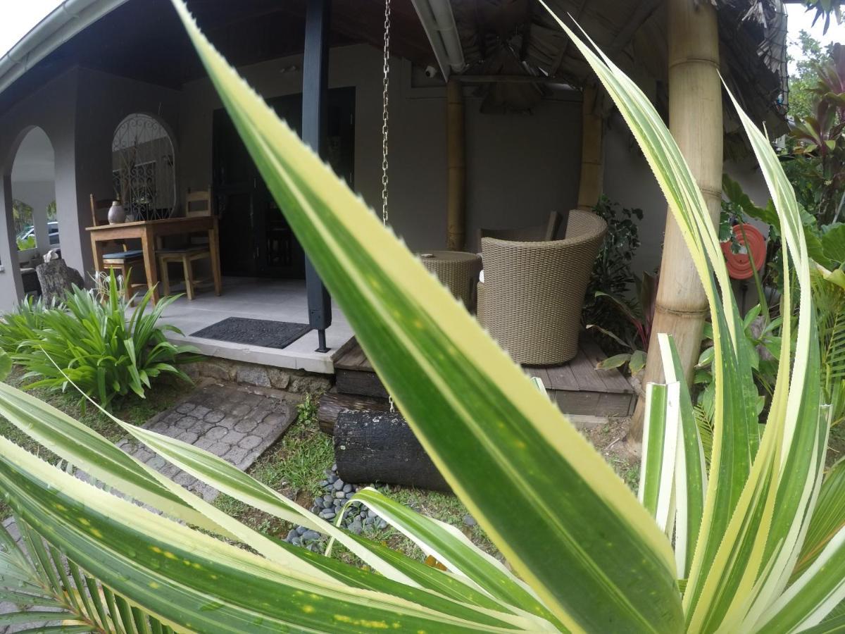 L'Oasi Guest House Baie Lazare  Екстер'єр фото